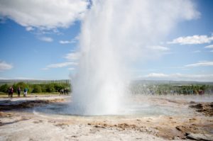 strokkur-geysir