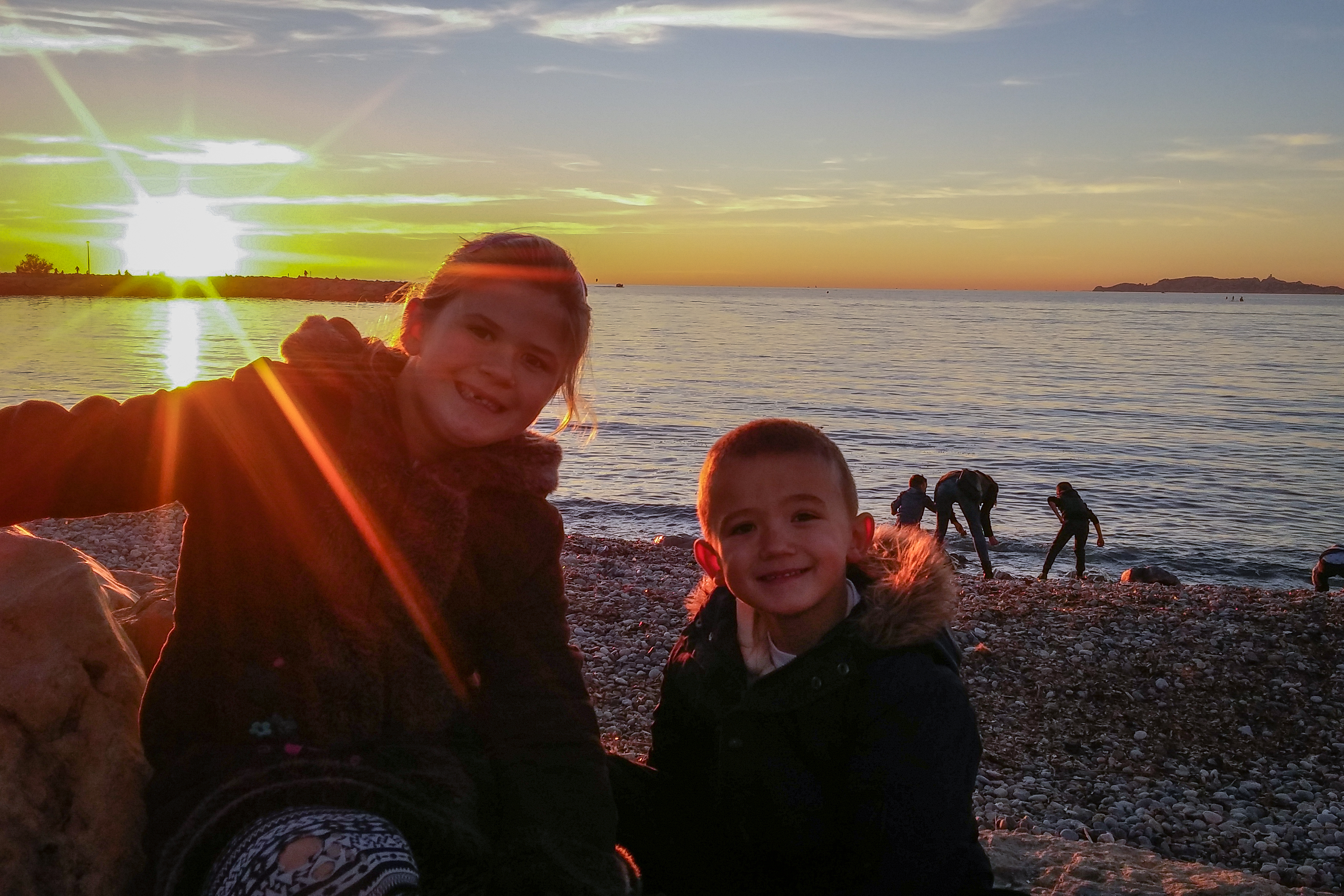 sunset-with-kids